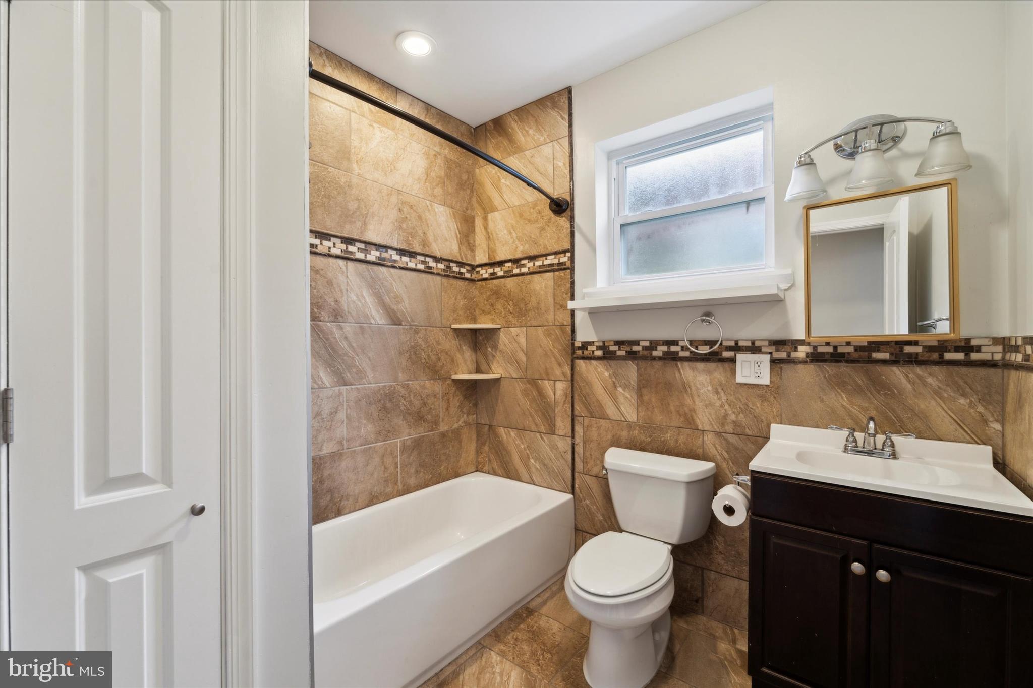 COBBS CREEK - Residential