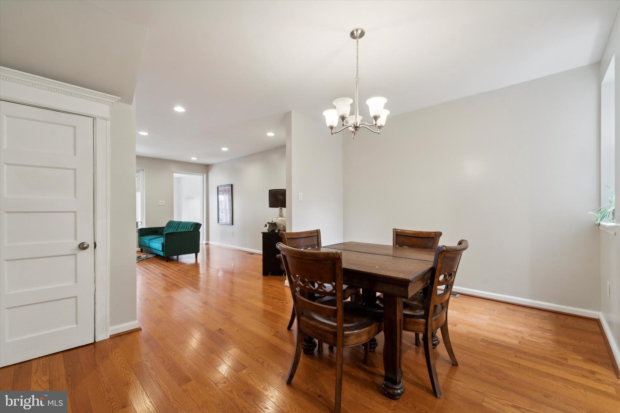 COBBS CREEK - Residential