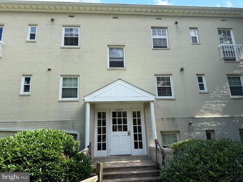 Condo For Rent - 2910 Willston Place #202<br/> FALLS CHURCH, VA 22044