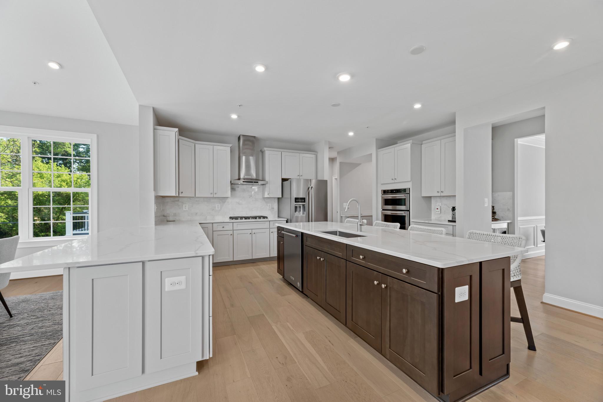 WESTMOUNT - Residential