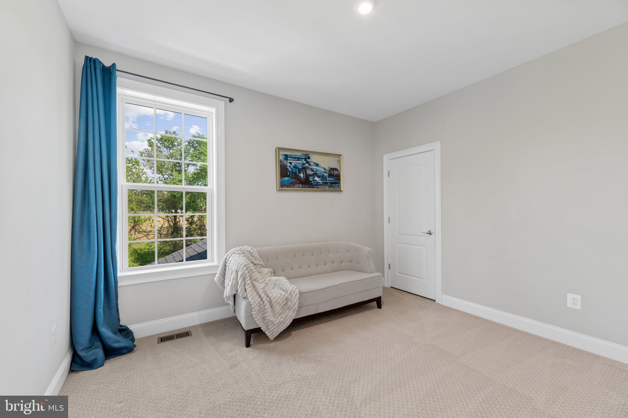 WESTMOUNT - Residential