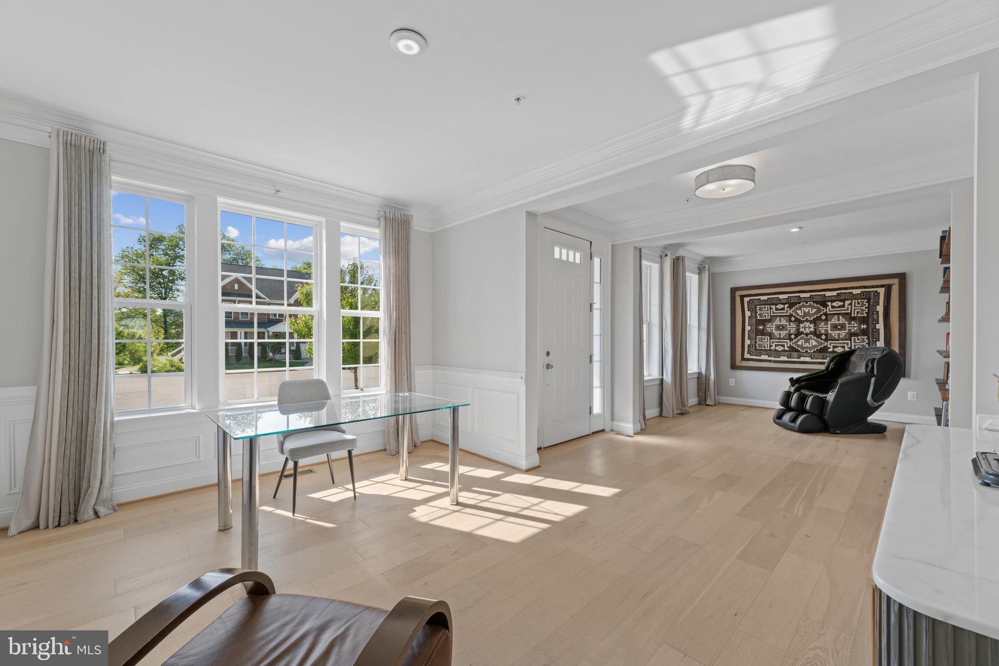 WESTMOUNT - Residential