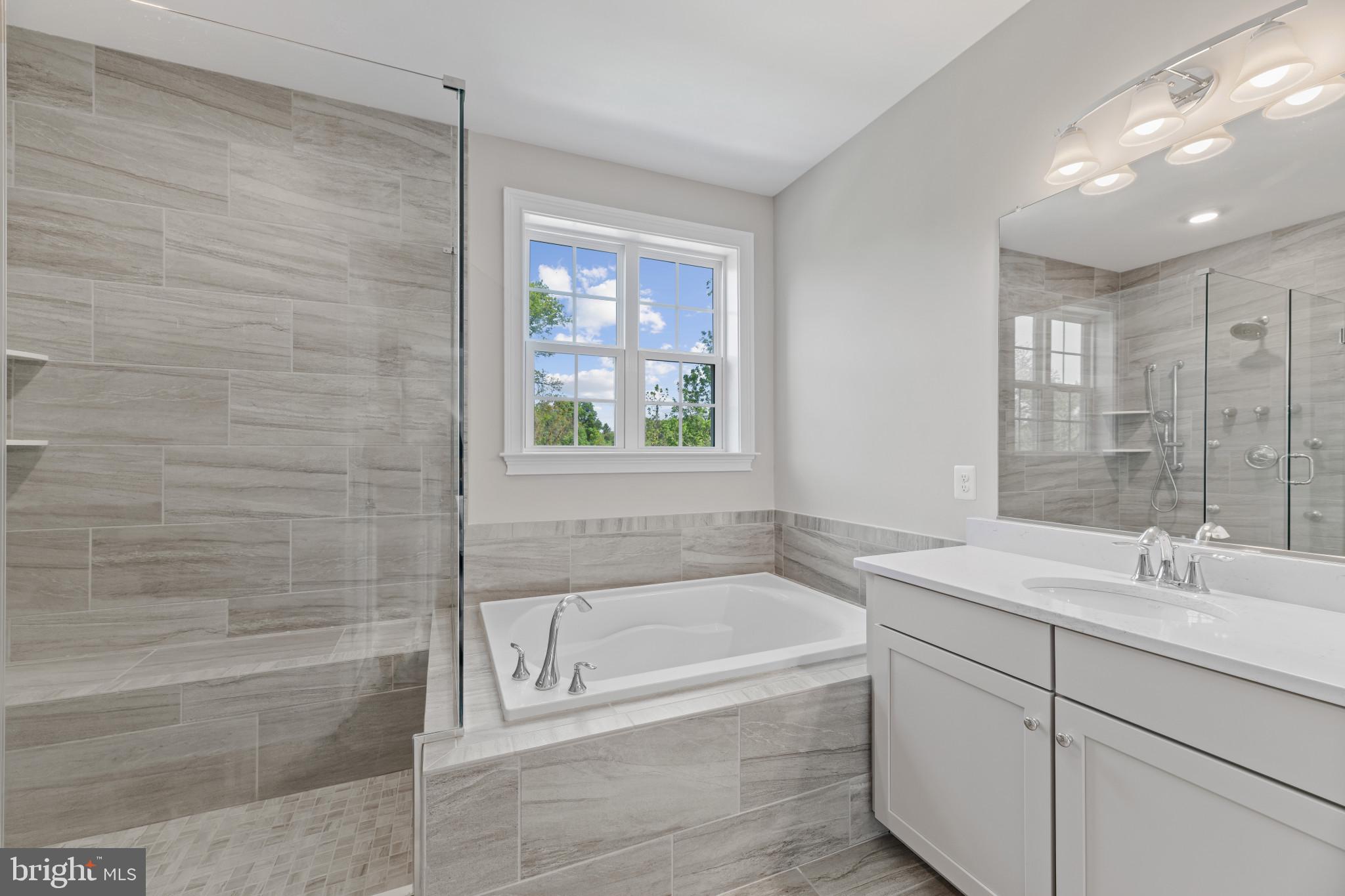 WESTMOUNT - Residential