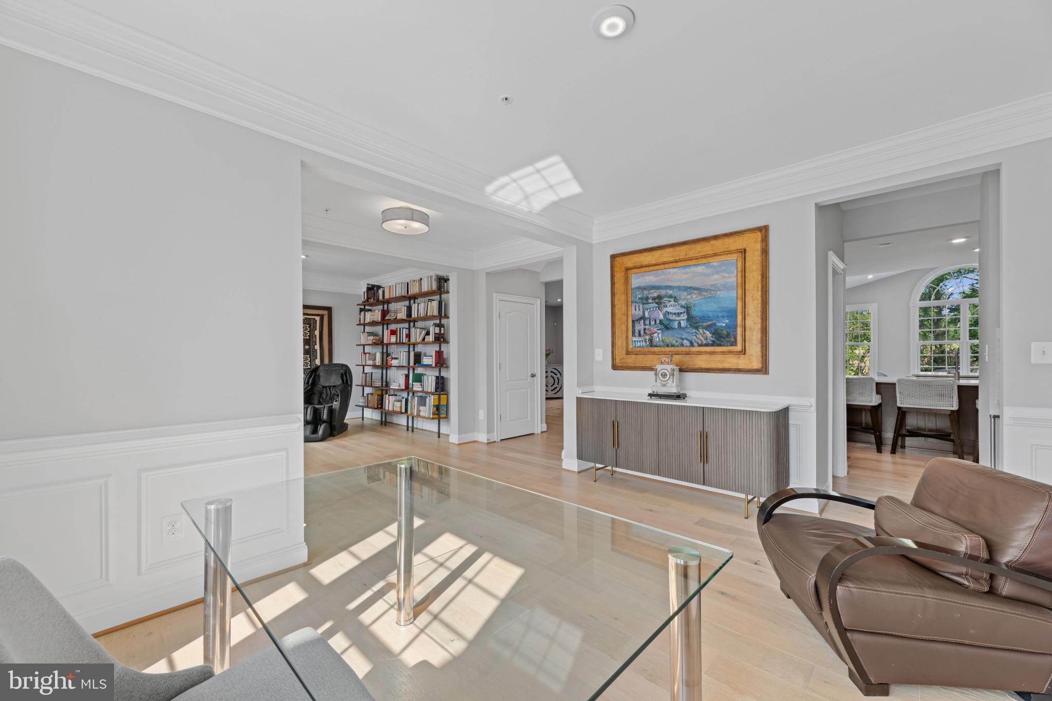WESTMOUNT - Residential
