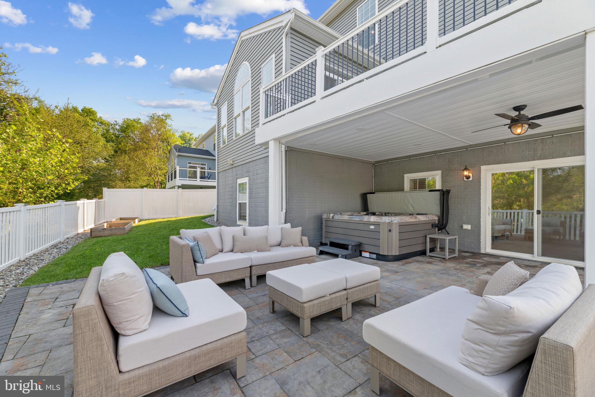 WESTMOUNT - Residential