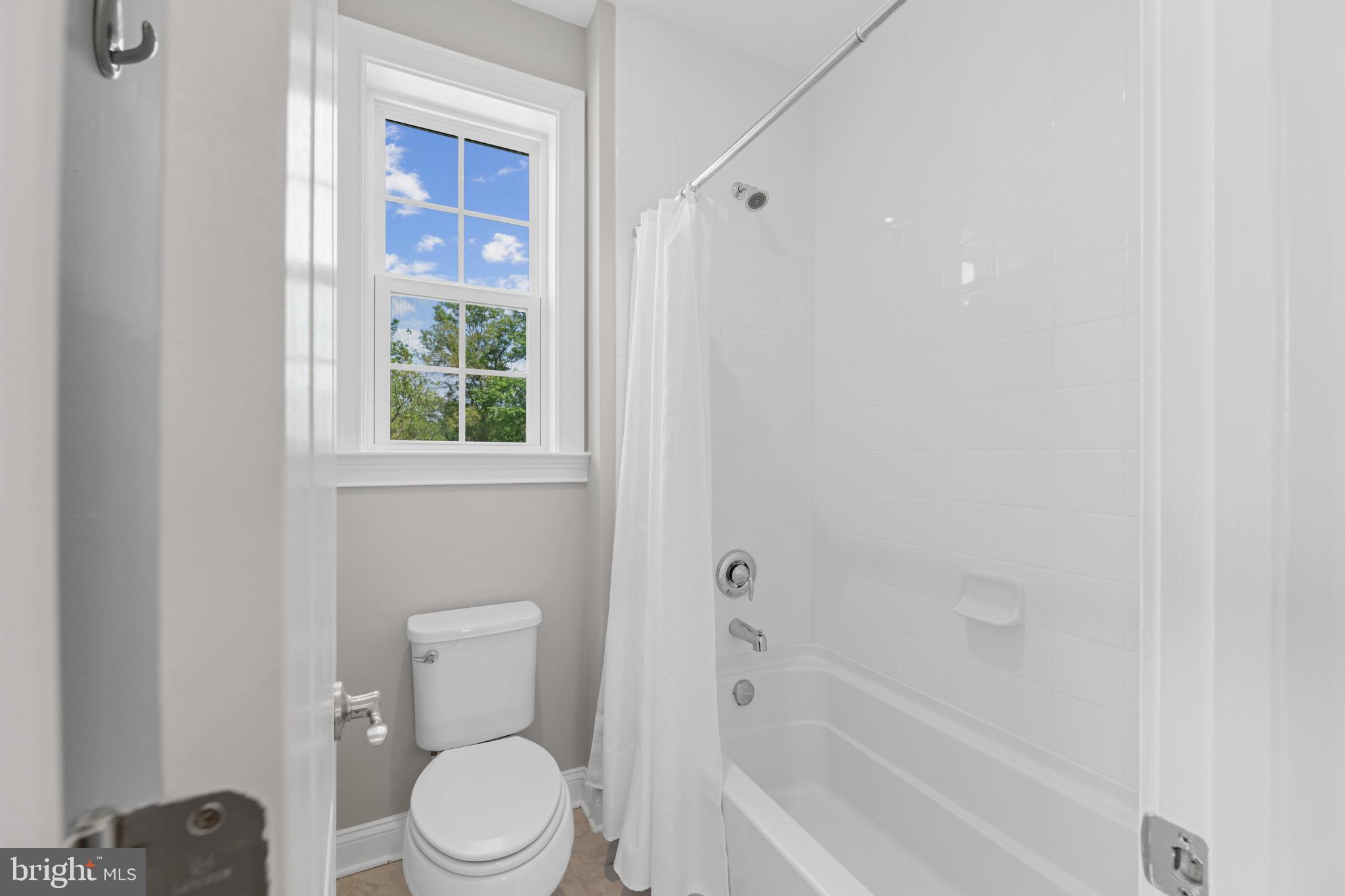 WESTMOUNT - Residential