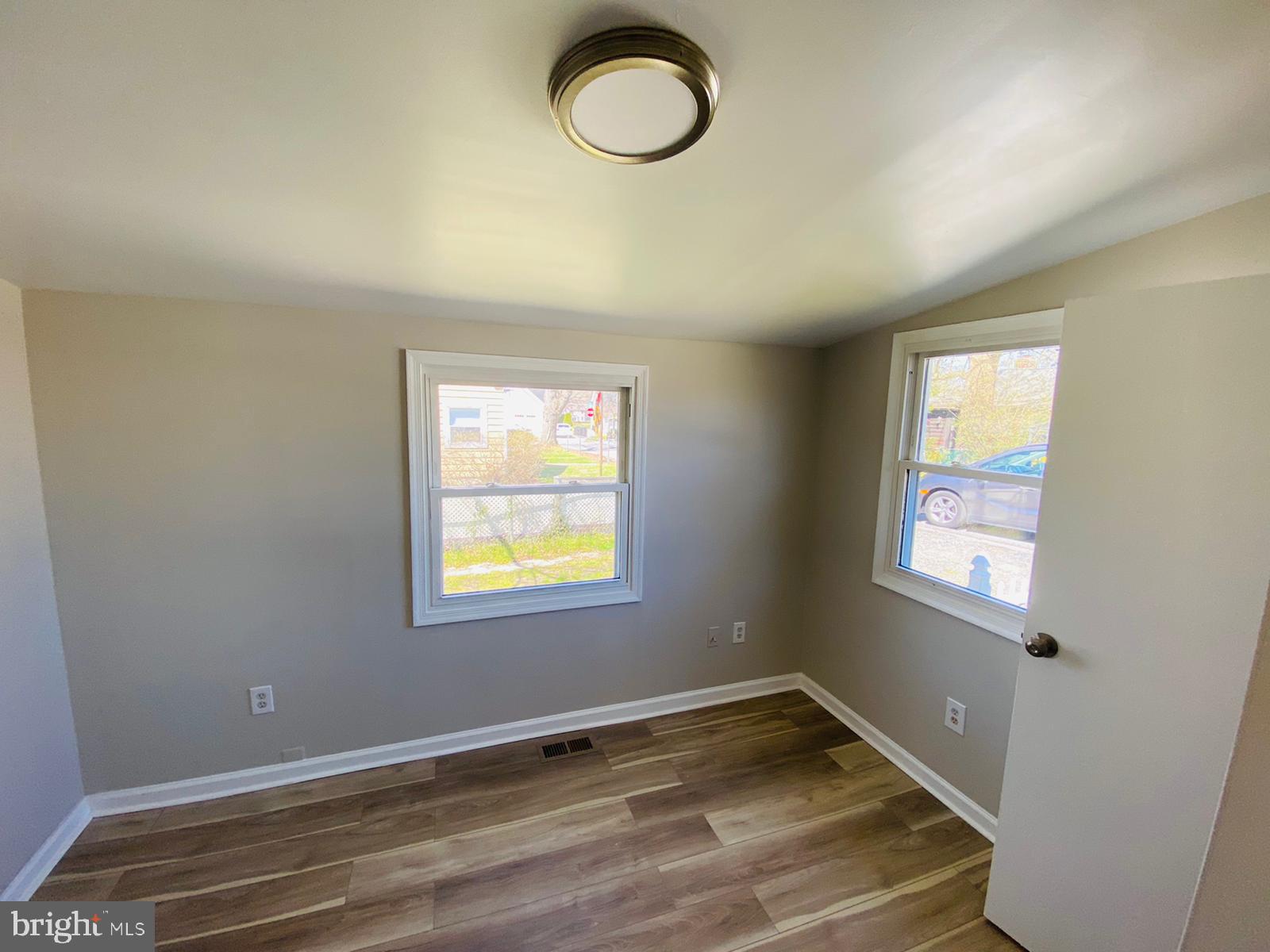 SYLVAN SHORES - Residential