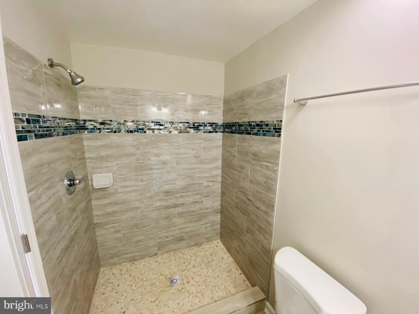 SYLVAN SHORES - Residential