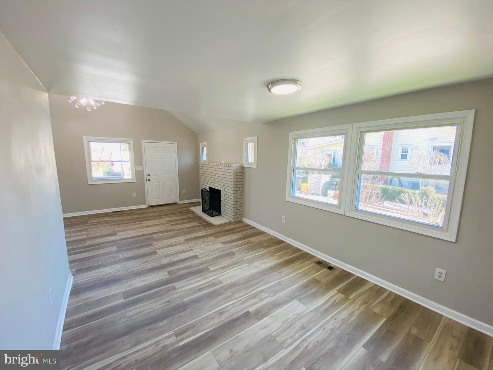 SYLVAN SHORES - Residential