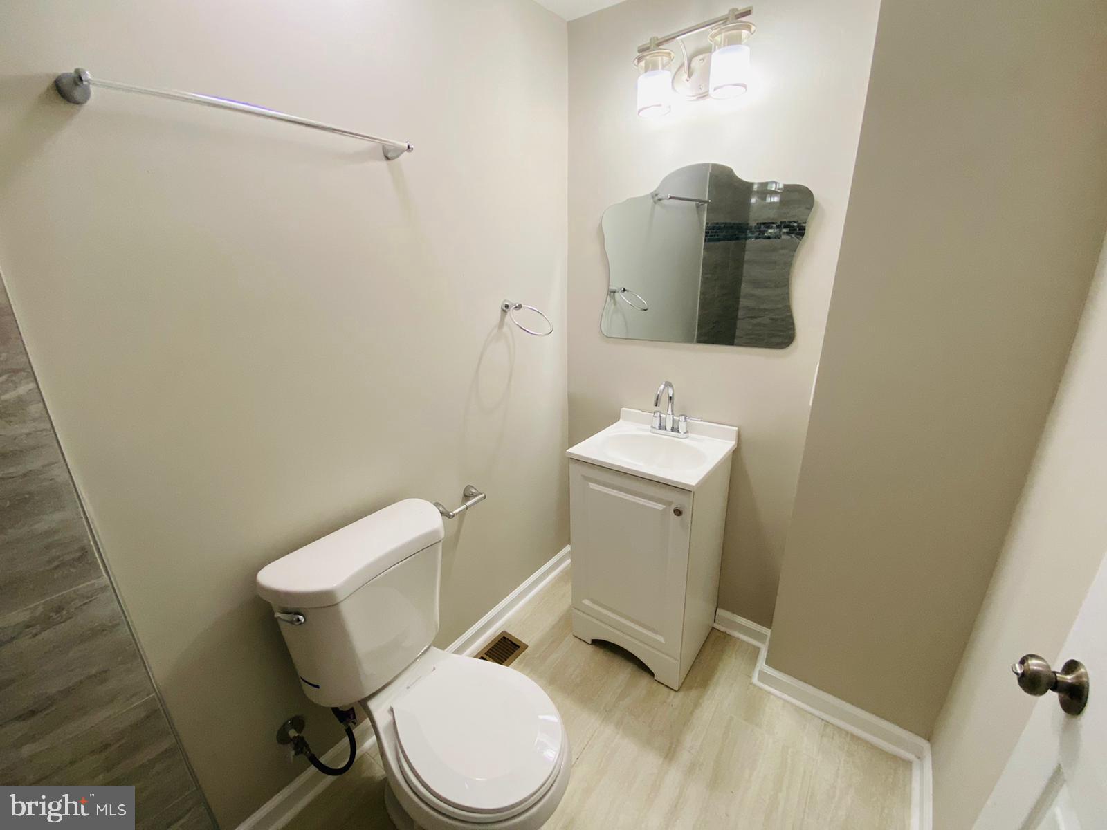 SYLVAN SHORES - Residential