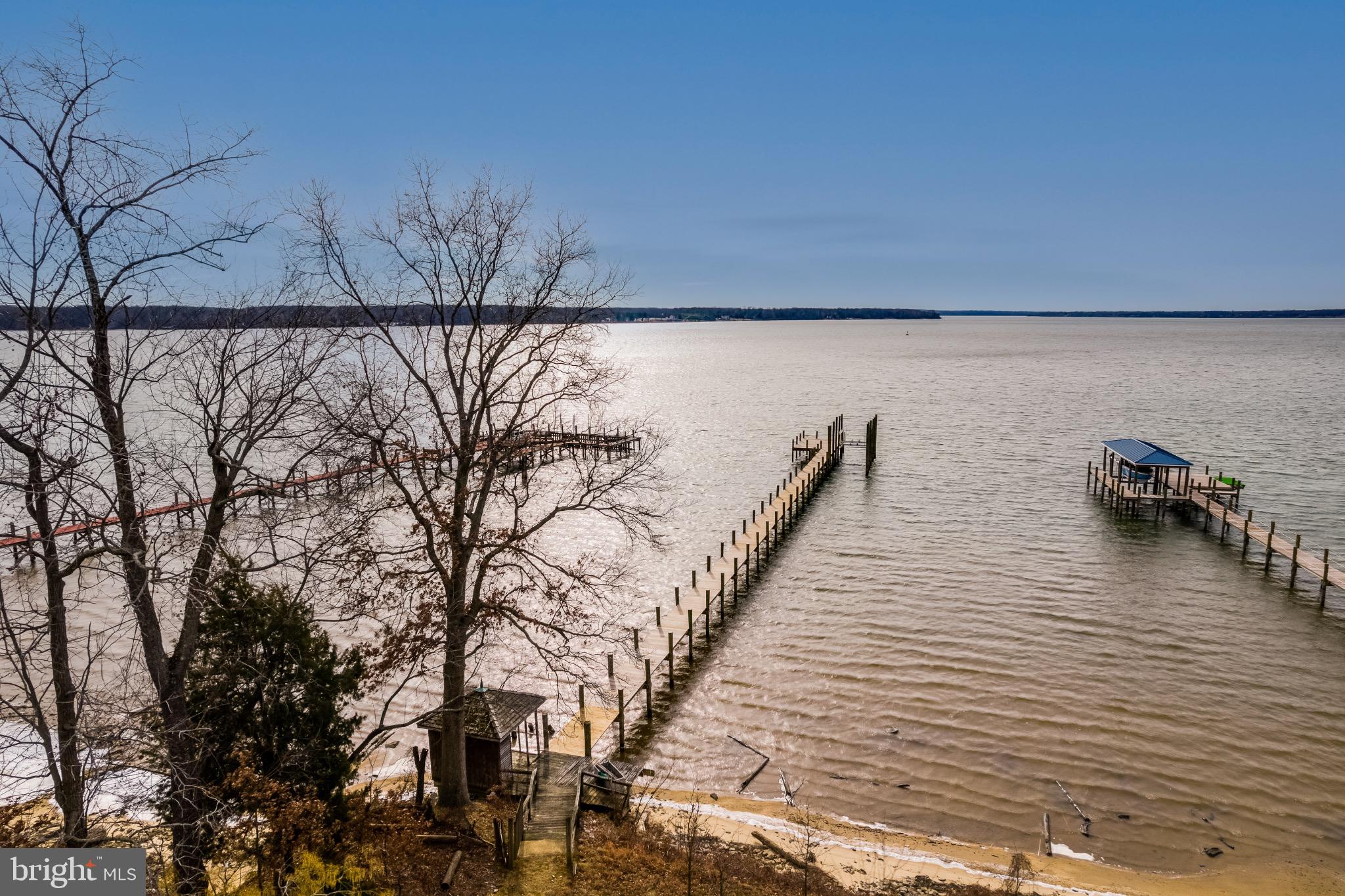 FERRY LANDING - Residential