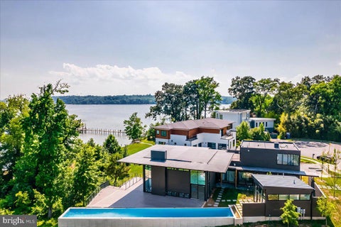 Homes For Sale - 9433 Ferry Landing Court<br/> ALEXANDRIA, VA 22309
