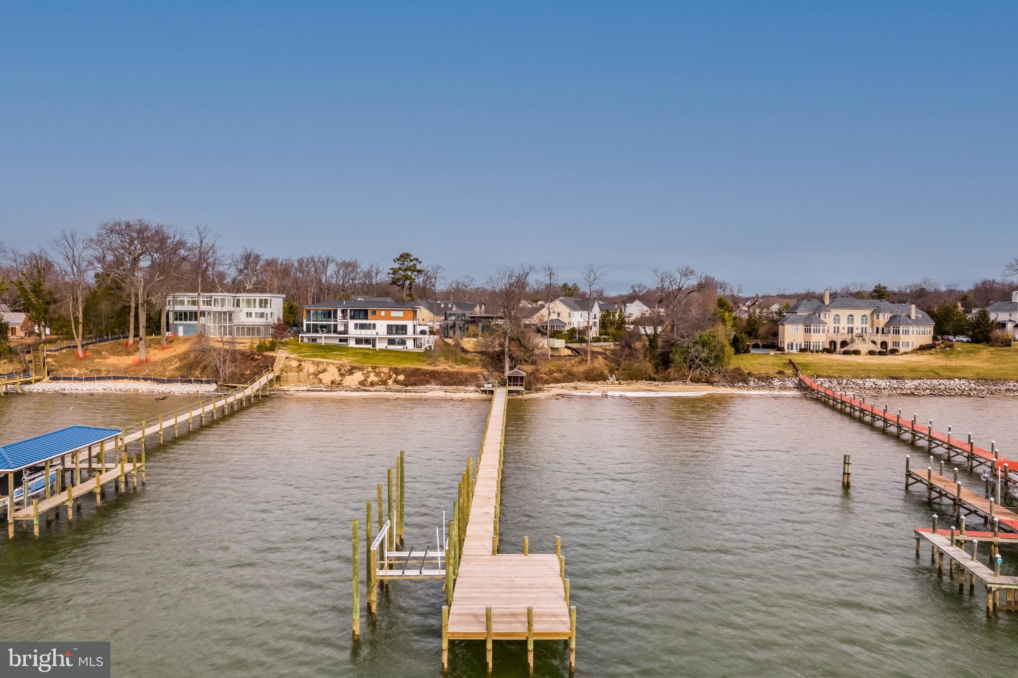 FERRY LANDING - Residential