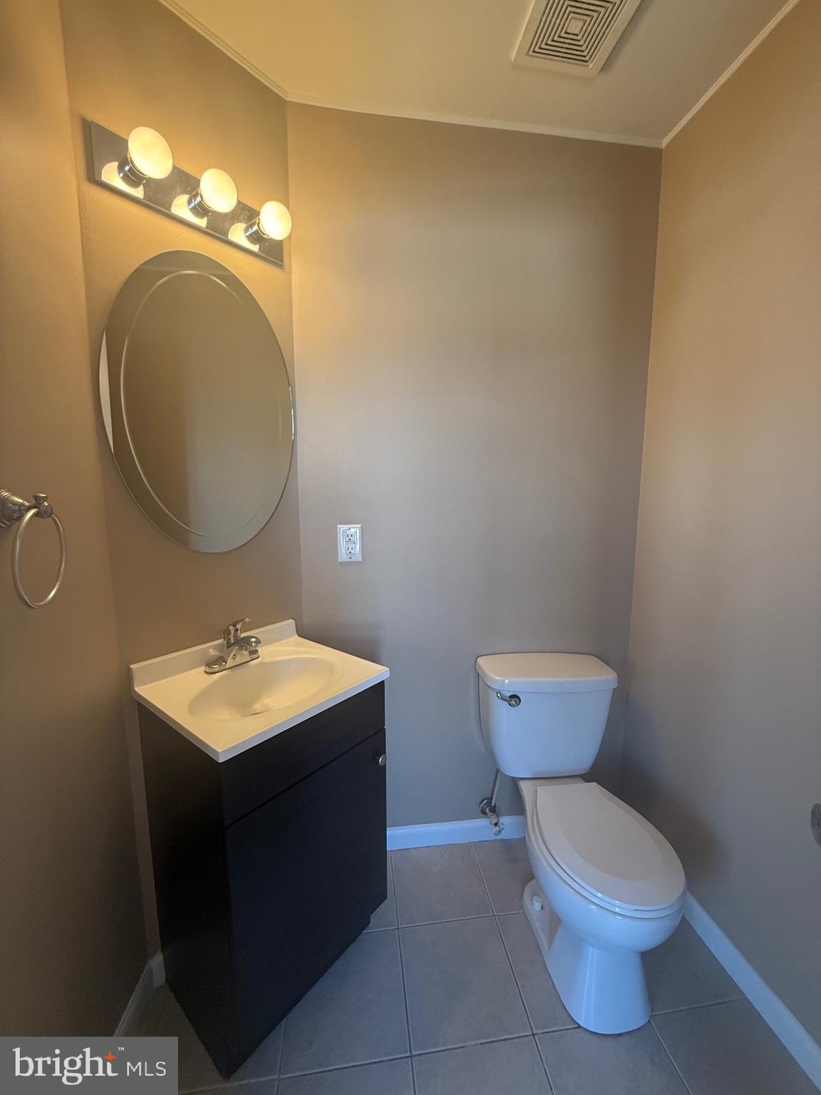 LAUREL RIDGE - Residential Lease