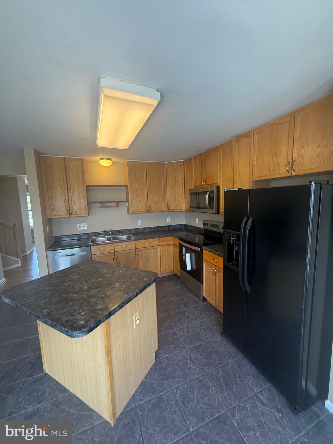 LAUREL RIDGE - Residential Lease