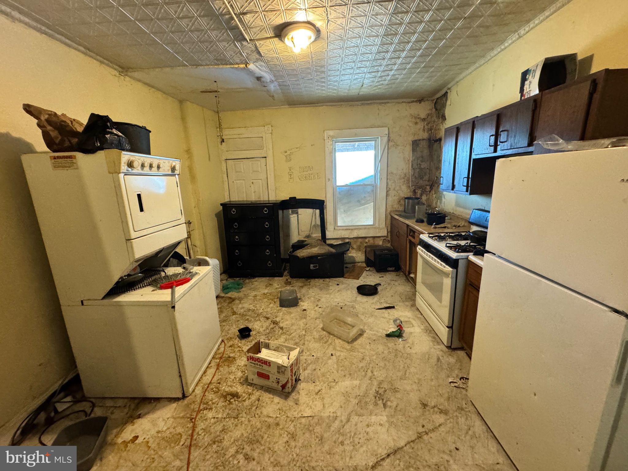 MIDTOWN EDMONDSON - Residential