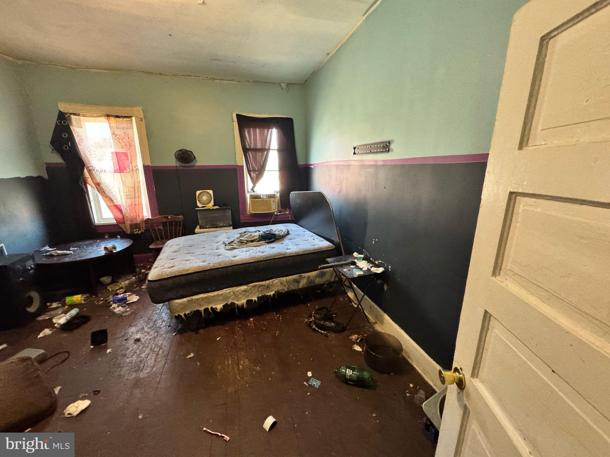 MIDTOWN EDMONDSON - Residential