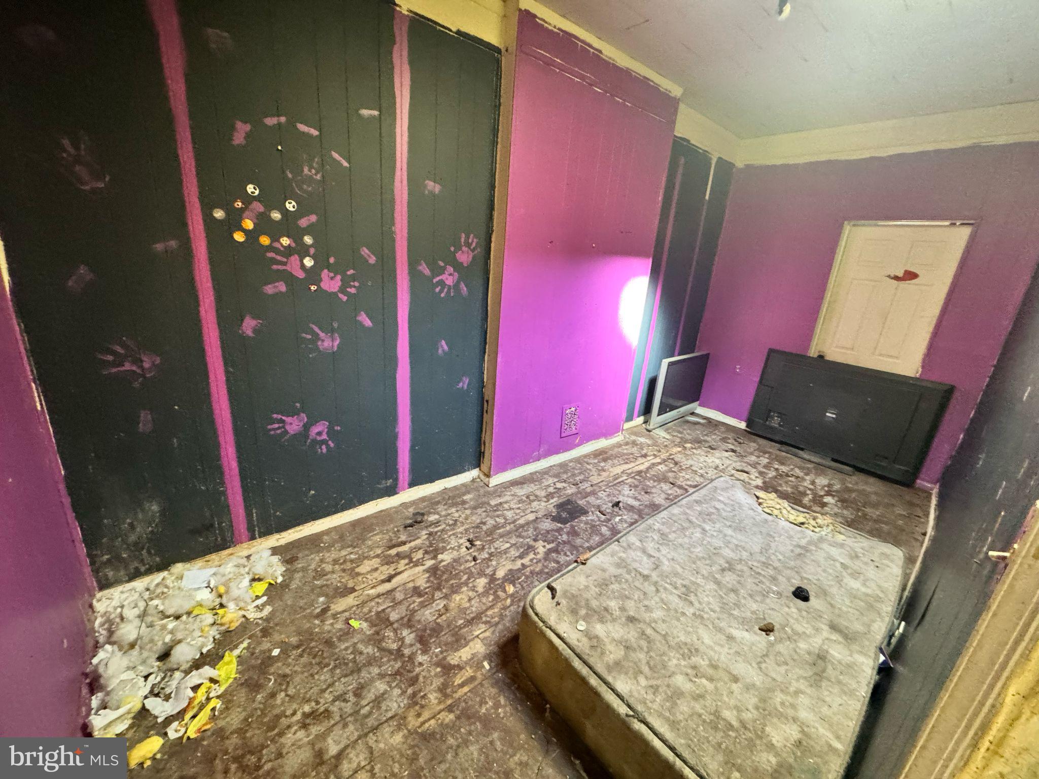 MIDTOWN EDMONDSON - Residential