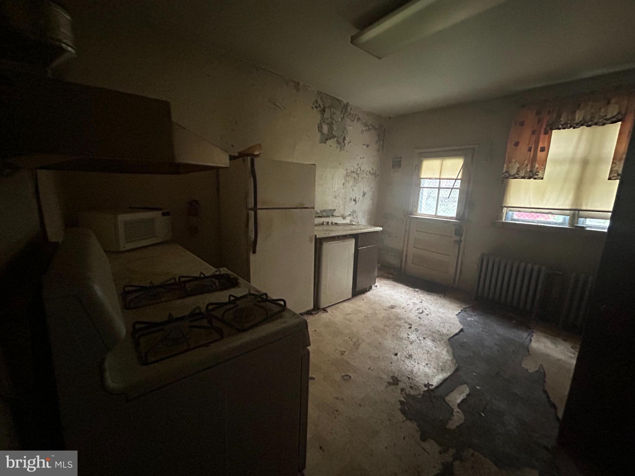 FAIRMOUNT - Residential