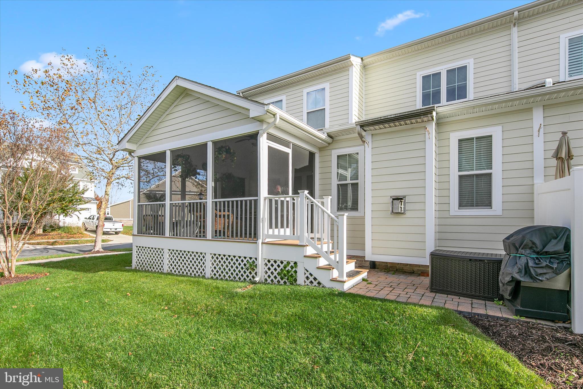 BAYSIDE - Residential