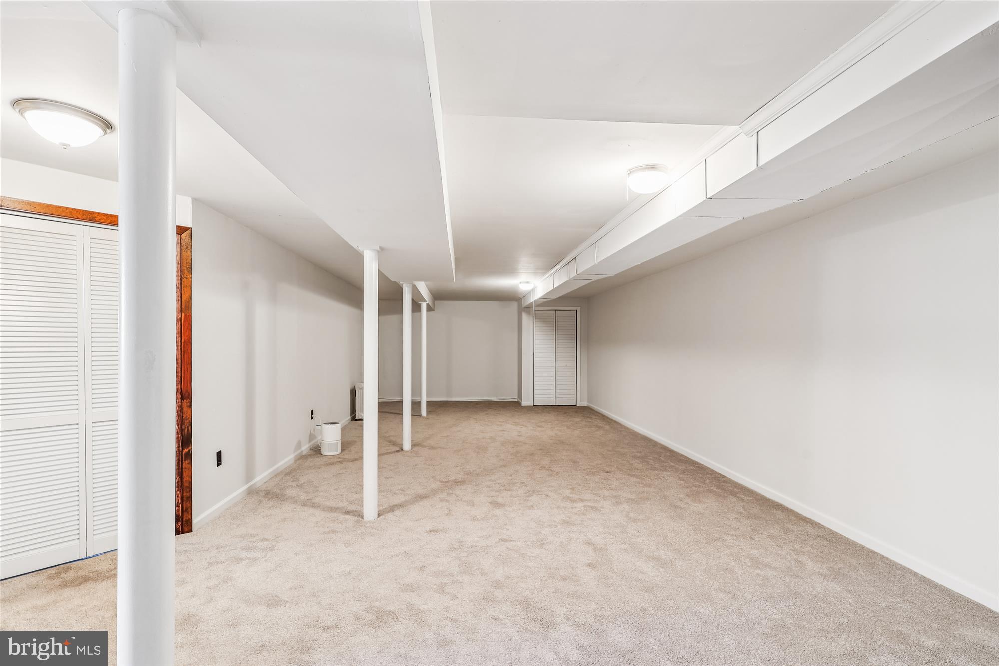 HILLSMERE SHORES - Residential