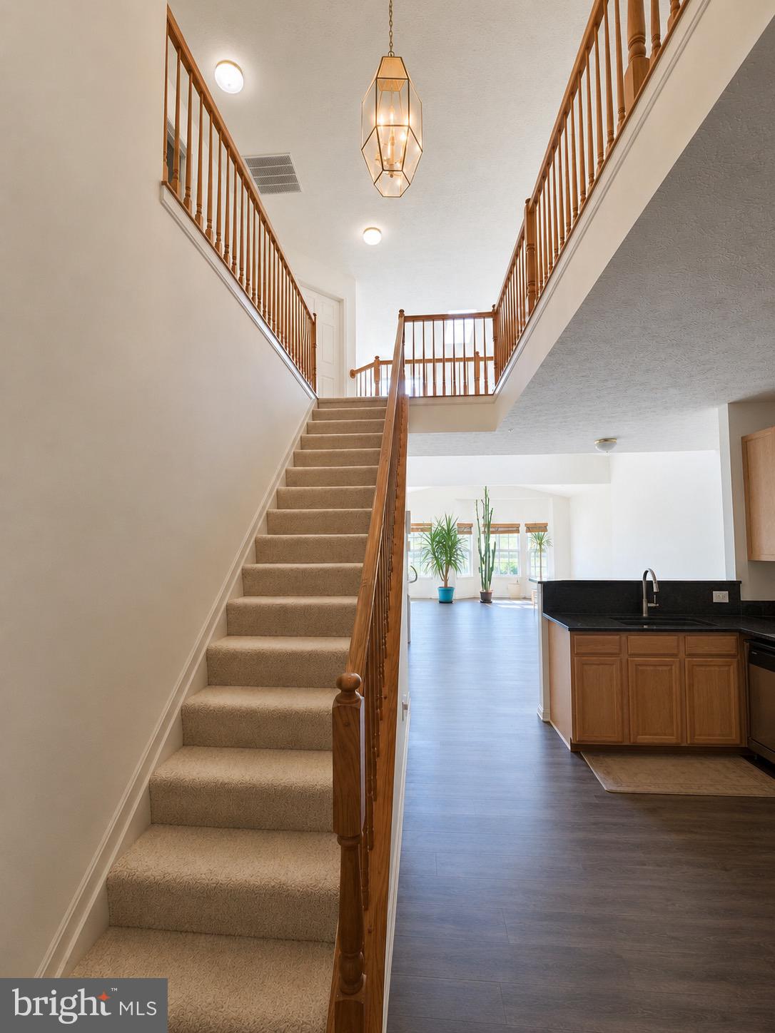 9036 EXECUTIVE CLUB DRIVE
