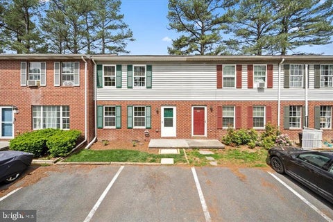 Townhouse For Rent - 228 Carroll Dr<br/> Frederick County, STEPHENS CITY, VA 22655