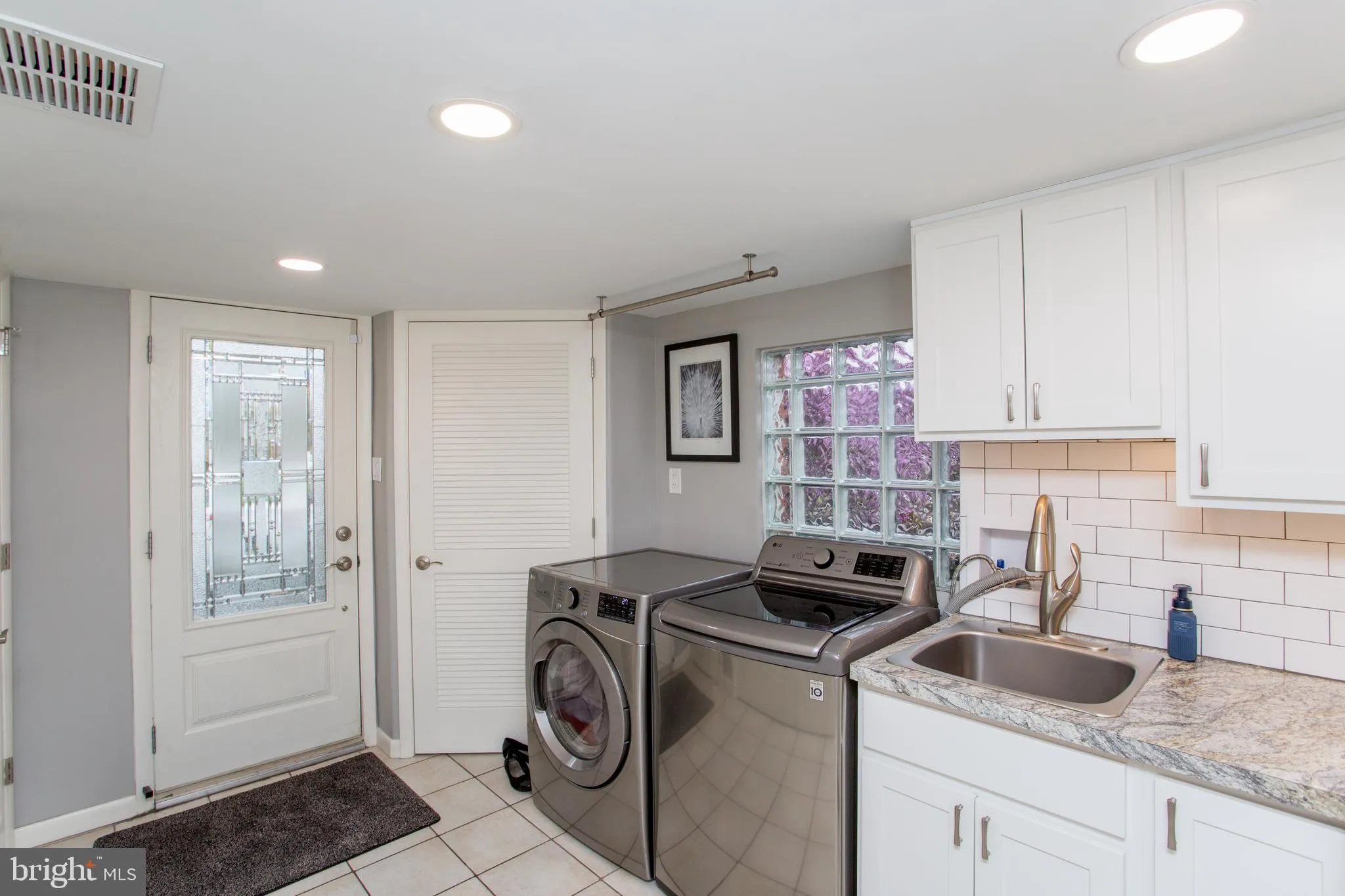 Warrington, Pennsylvania 18976, United States, 4 Bedrooms Bedrooms, ,3 BathroomsBathrooms,Residential,Pending,114744