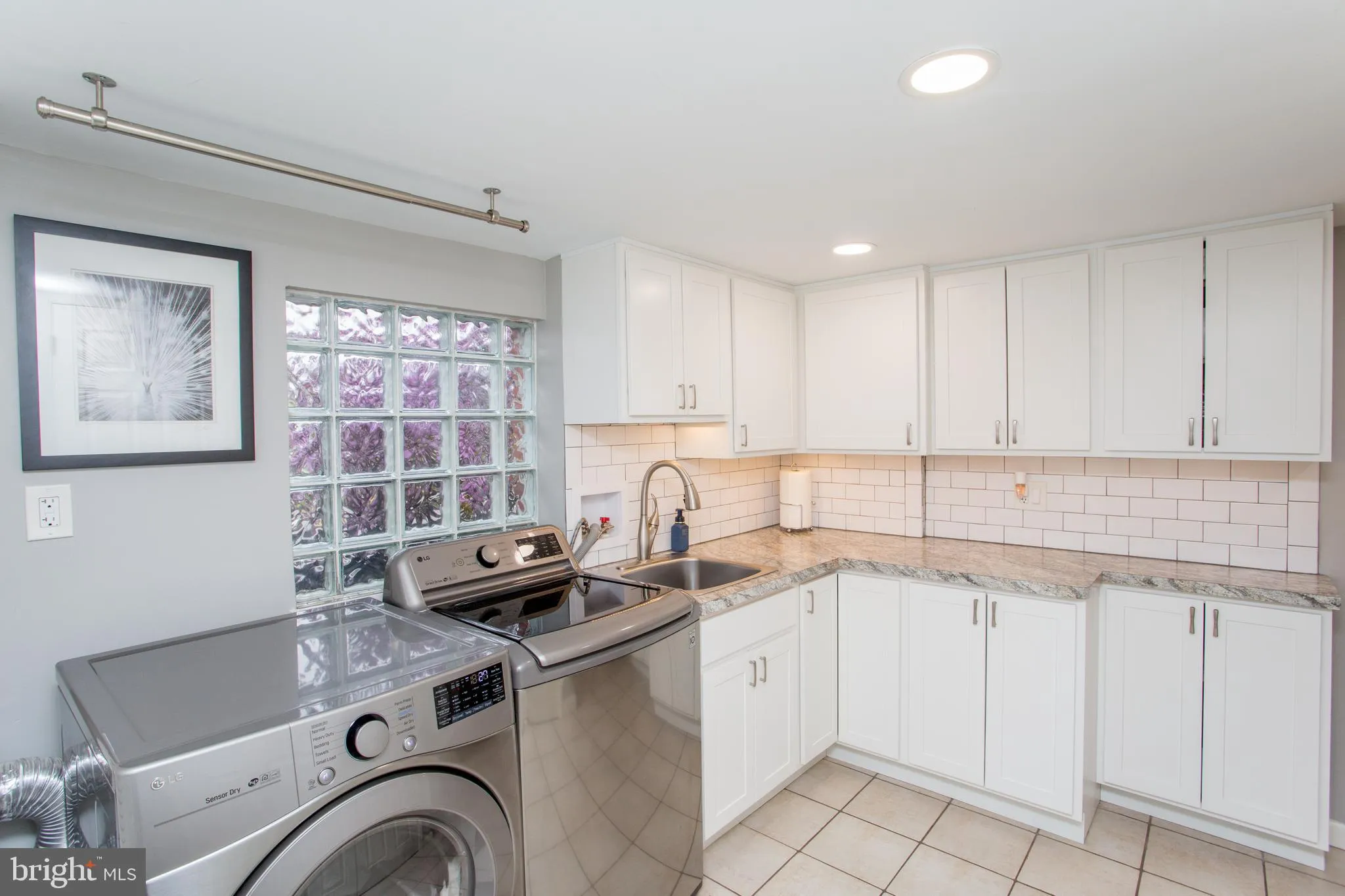 Warrington, Pennsylvania 18976, United States, 4 Bedrooms Bedrooms, ,3 BathroomsBathrooms,Residential,Pending,114744