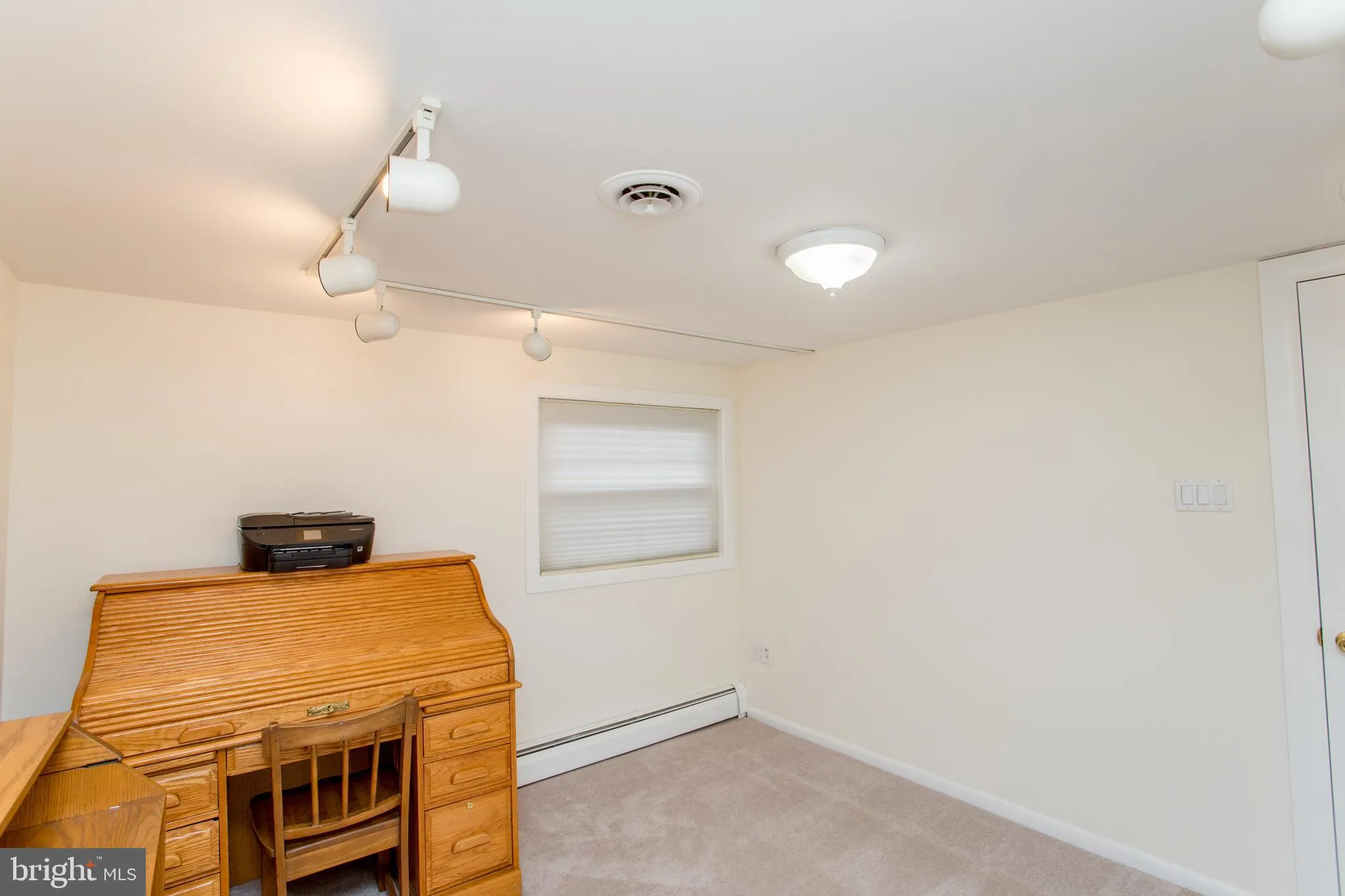 Warrington, Pennsylvania 18976, United States, 4 Bedrooms Bedrooms, ,3 BathroomsBathrooms,Residential,Pending,114744