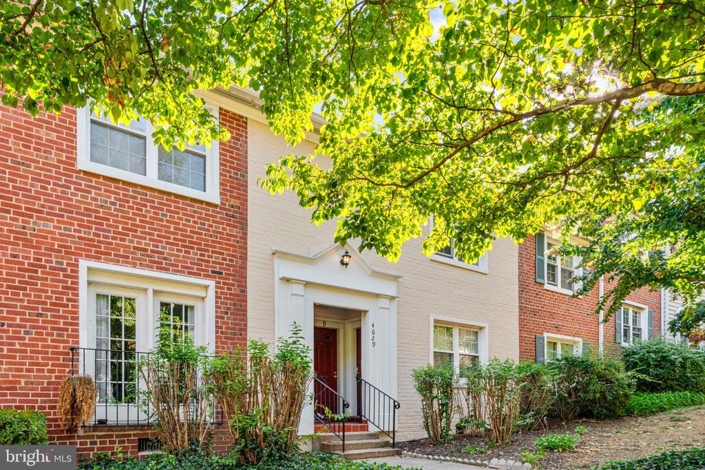 Photo of 4629 - B 28th Road S #B, ARLINGTON, VA 22206 (MLS # VAAR2062760)