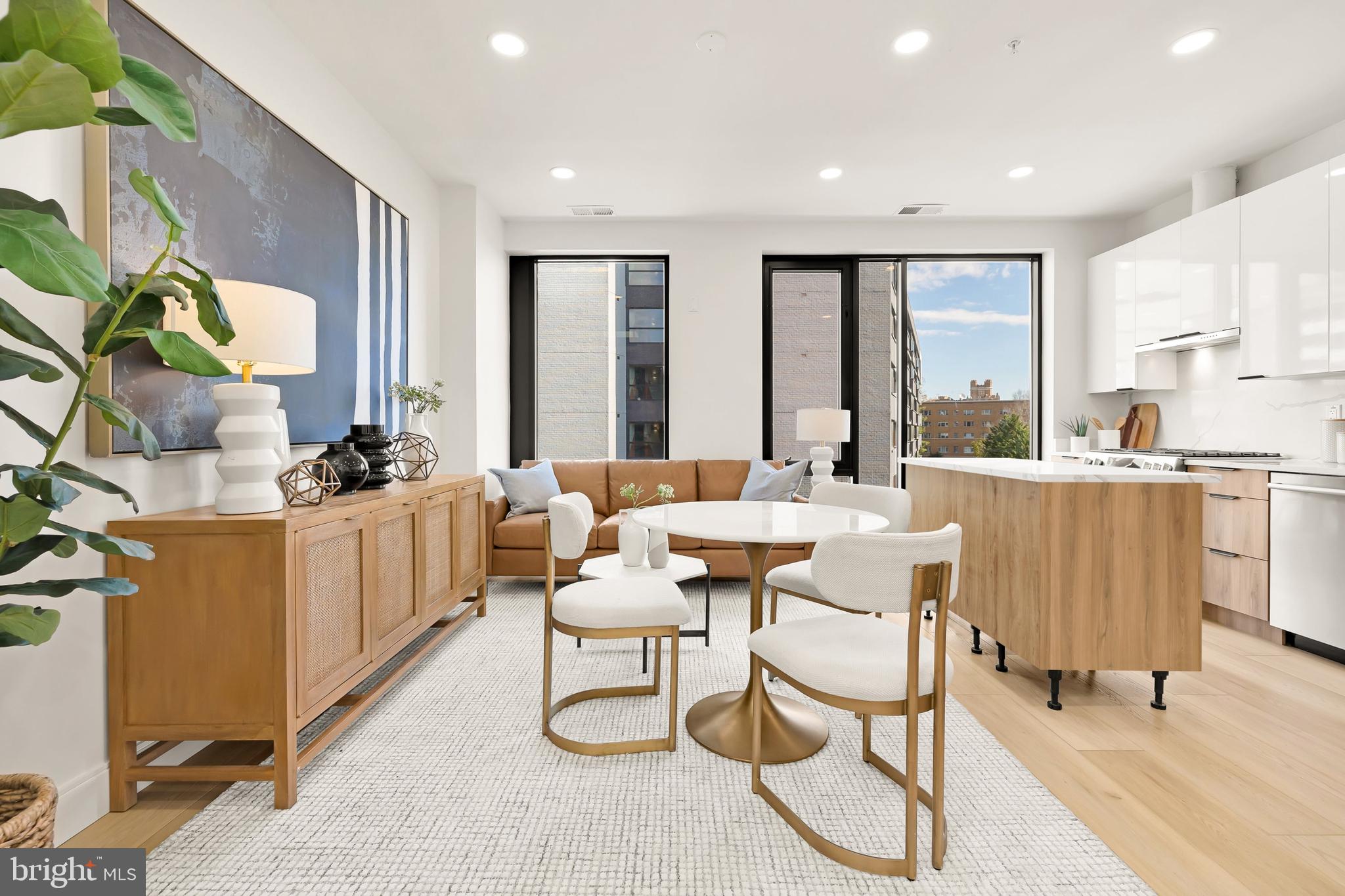 4111 CONNECTICUT AVENUE NW PENTHOUSE-604