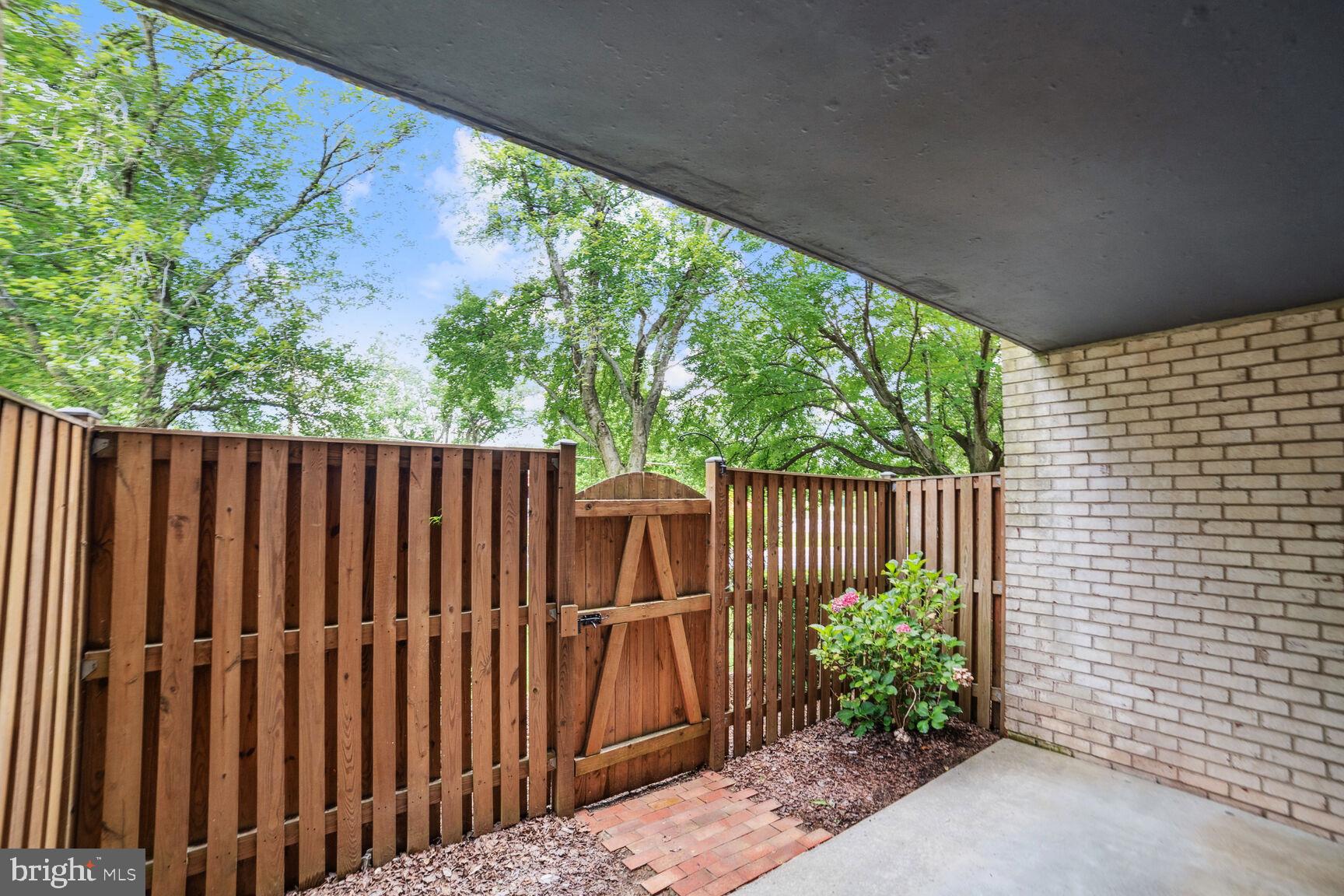 NORTH CREEK PLACE CODM - Residential Lease