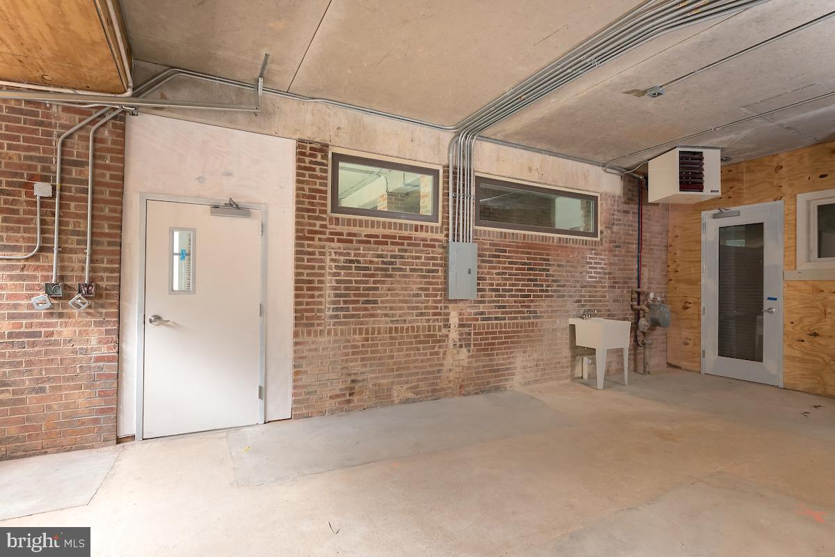 1800 MONTANA AVENUE NE WR101