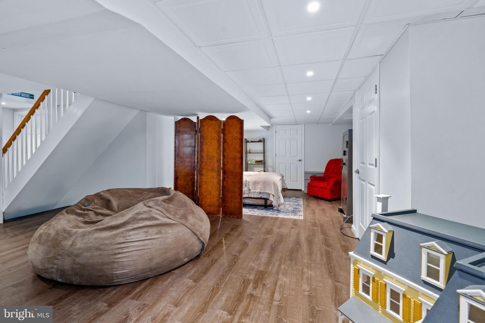 LAMBETH RIDING - Residential