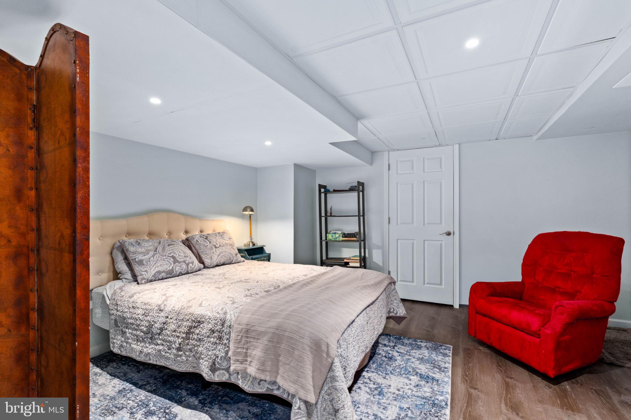 LAMBETH RIDING - Residential