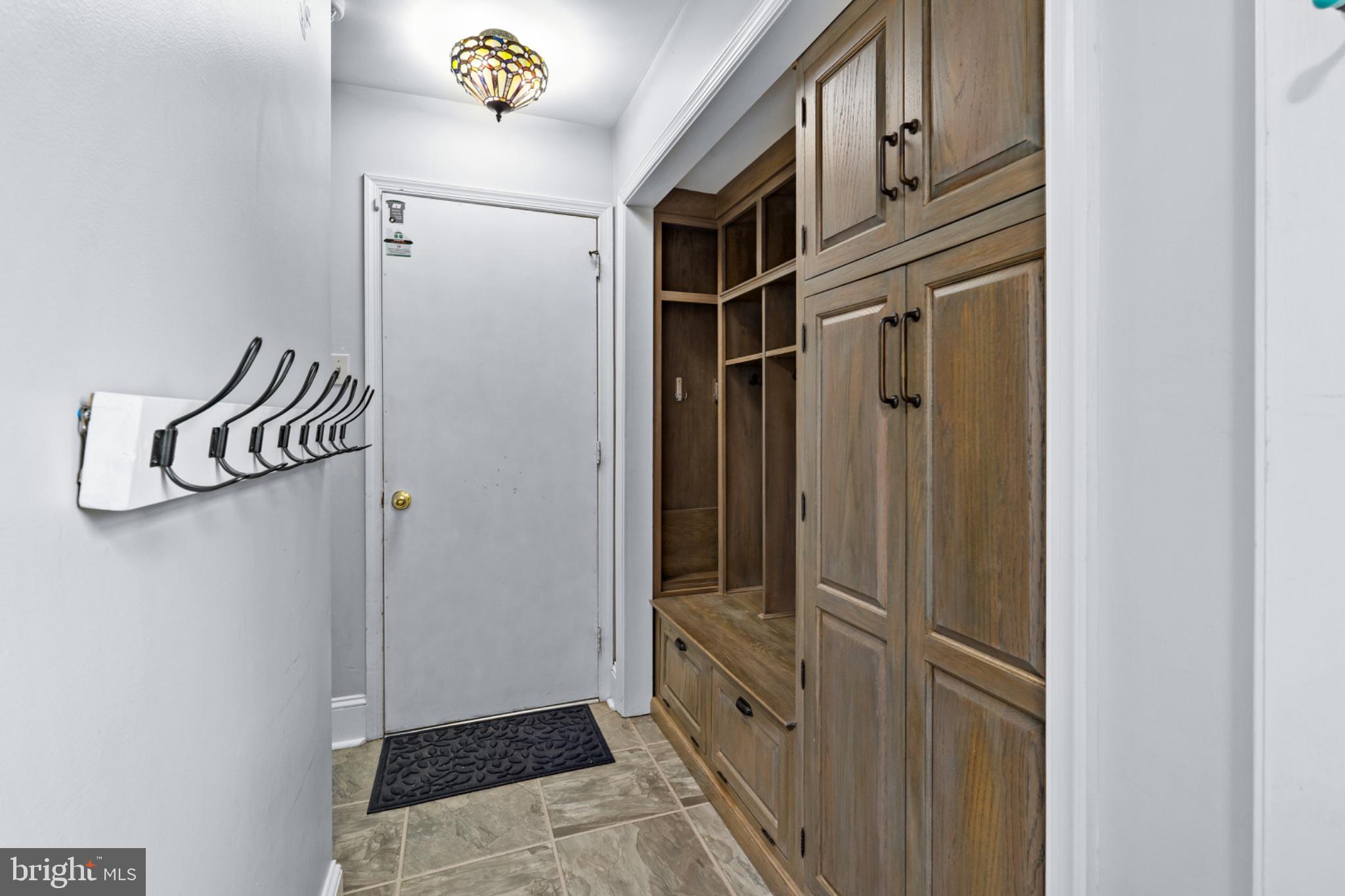 LAMBETH RIDING - Residential