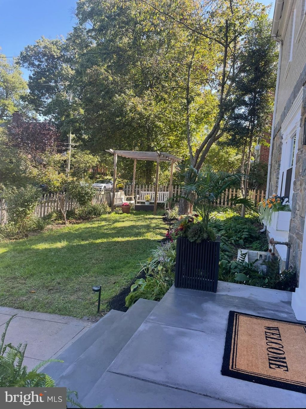 Photo of 1364 Locust Road NW, WASHINGTON, DC 20012 (MLS # DCDC2220788)