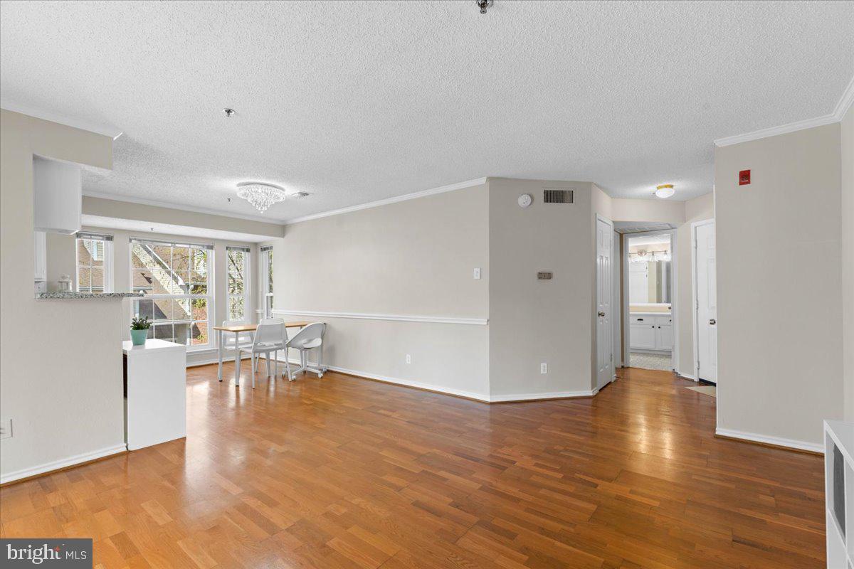 FOUNTAINS AT MCLEAN - Residential Lease