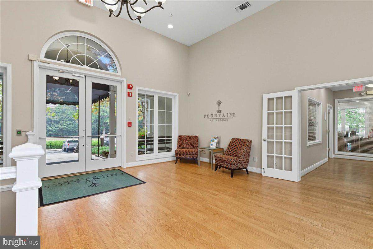 FOUNTAINS AT MCLEAN - Residential Lease