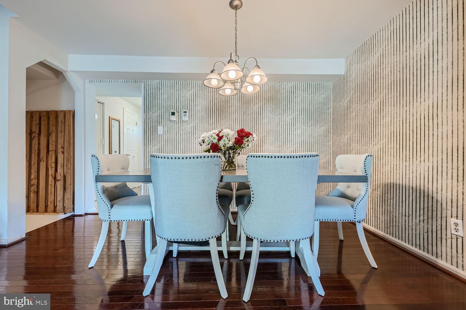 KINGS RIDGE - Residential