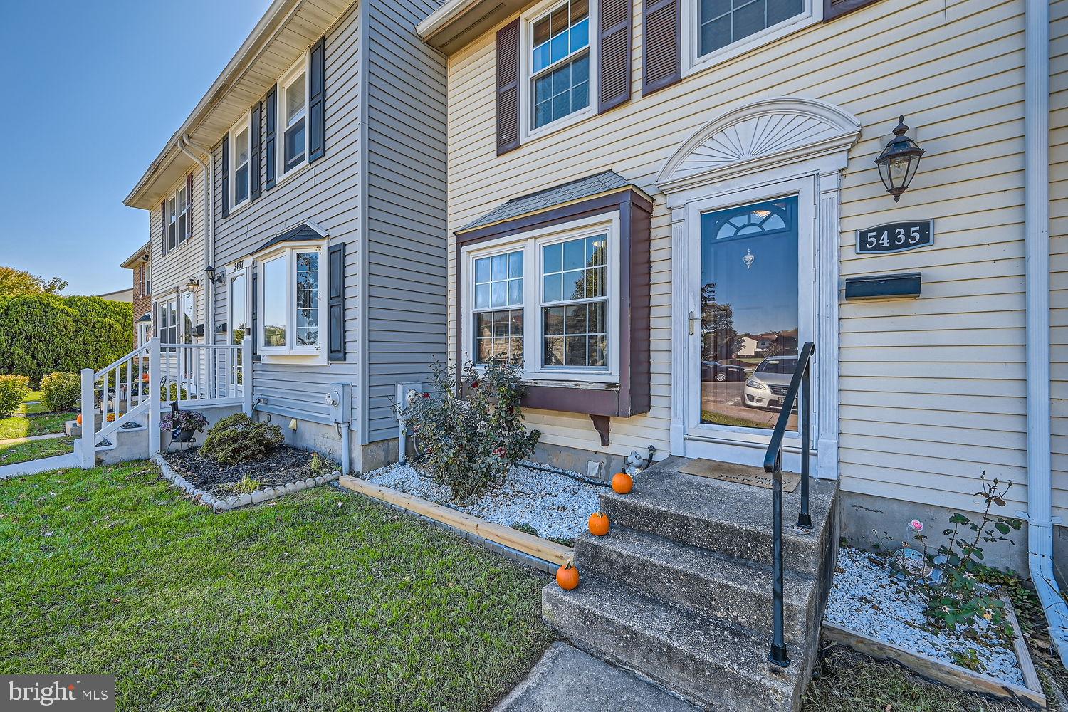 KINGS RIDGE - Residential