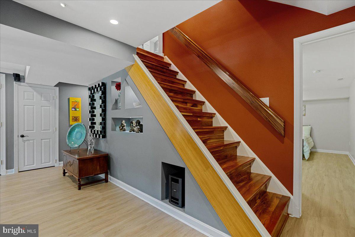 SPRING COVE - Residential