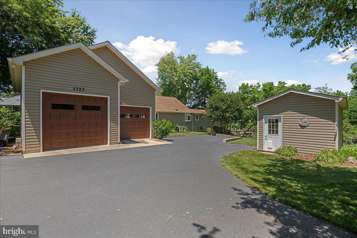 SPRING COVE - Residential