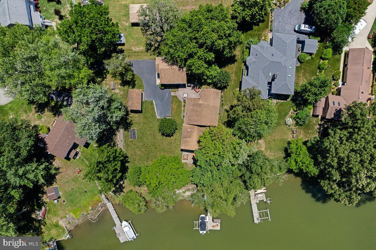 SPRING COVE - Residential