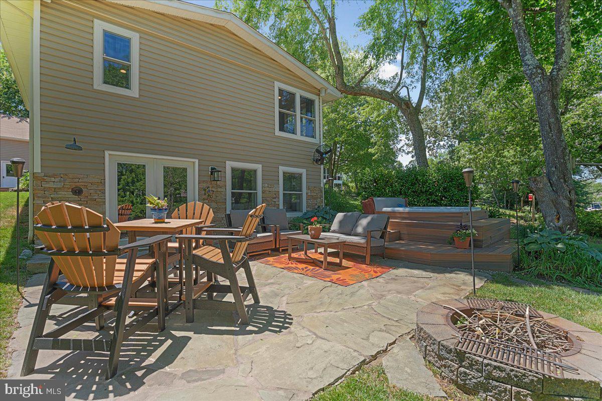 SPRING COVE - Residential