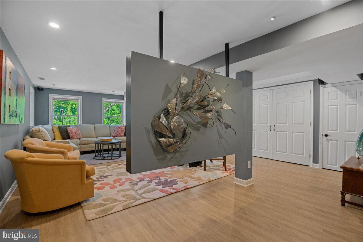 SPRING COVE - Residential