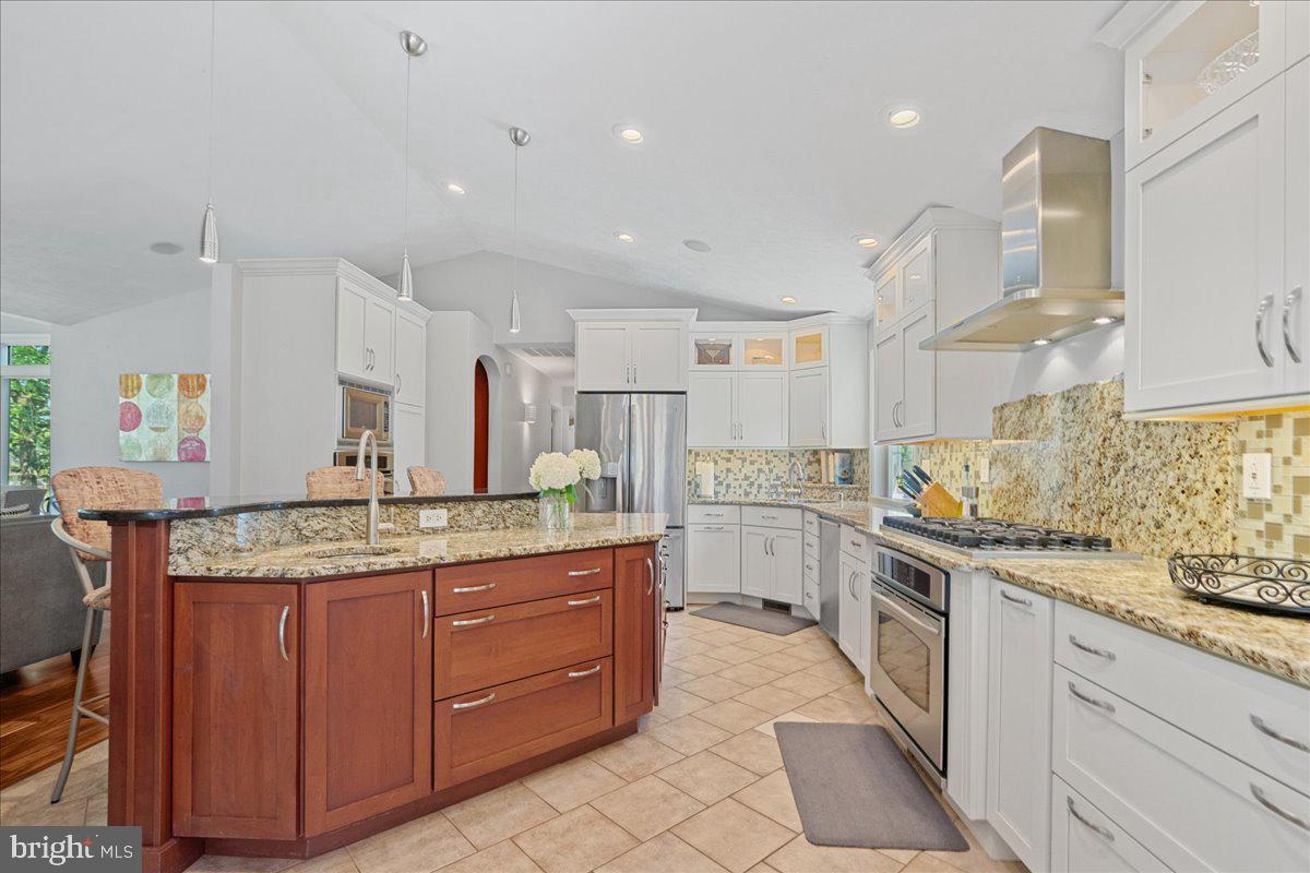 SPRING COVE - Residential