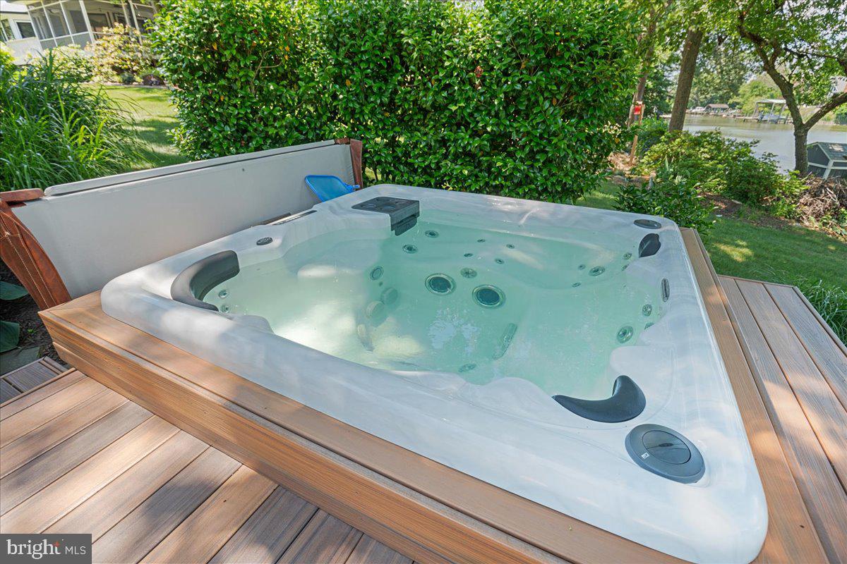 SPRING COVE - Residential