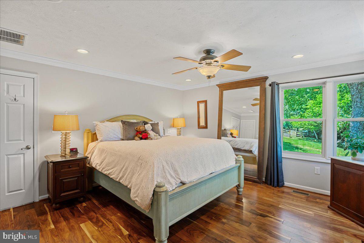 SPRING COVE - Residential